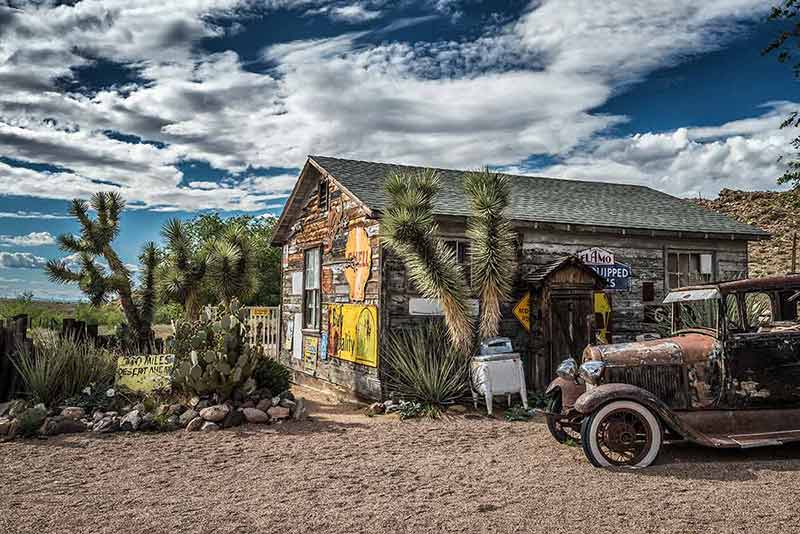 MOTORCYCLE-TRAVEL -343153 USA - Habibi World Travel