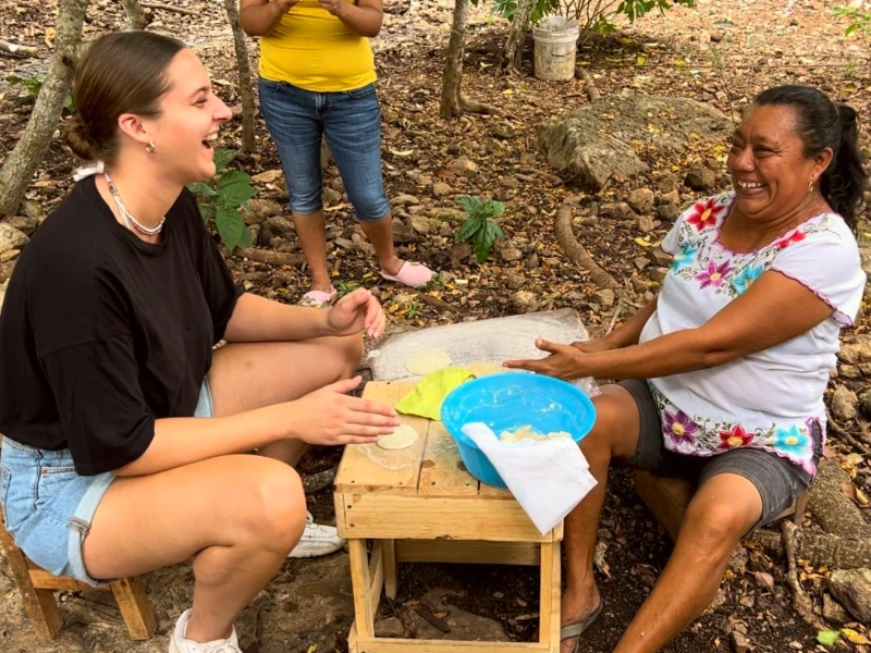 Bus-Tour/mexico-merida 