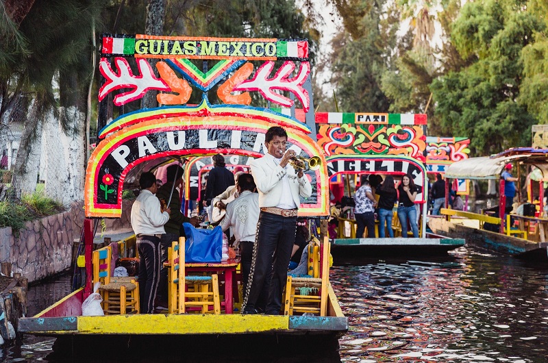 Floating Gardens 0002 - Habibi World Travel & Tour