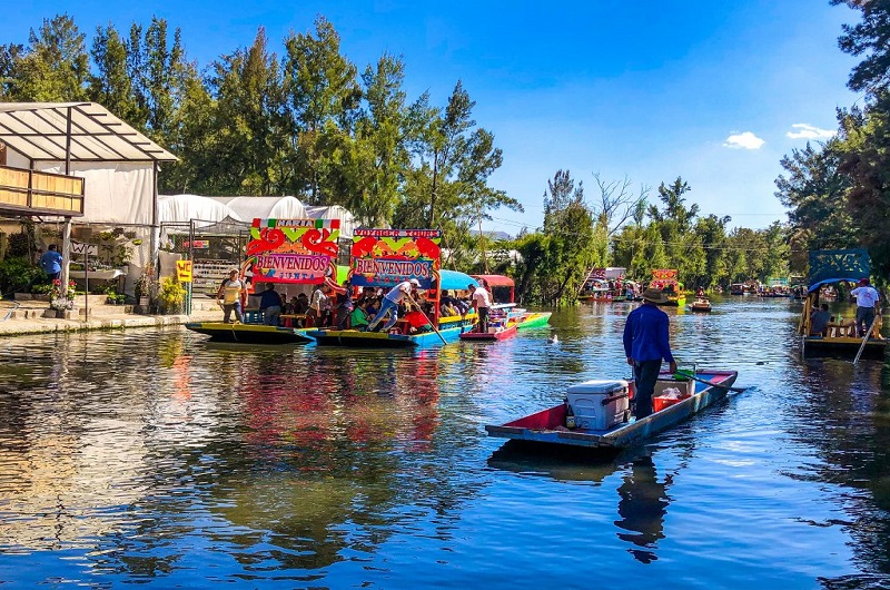 Floating Gardens 0014 - Habibi World Travel & Tour