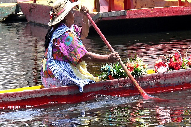 Floating Gardens 0017 - Habibi World Travel & Tour